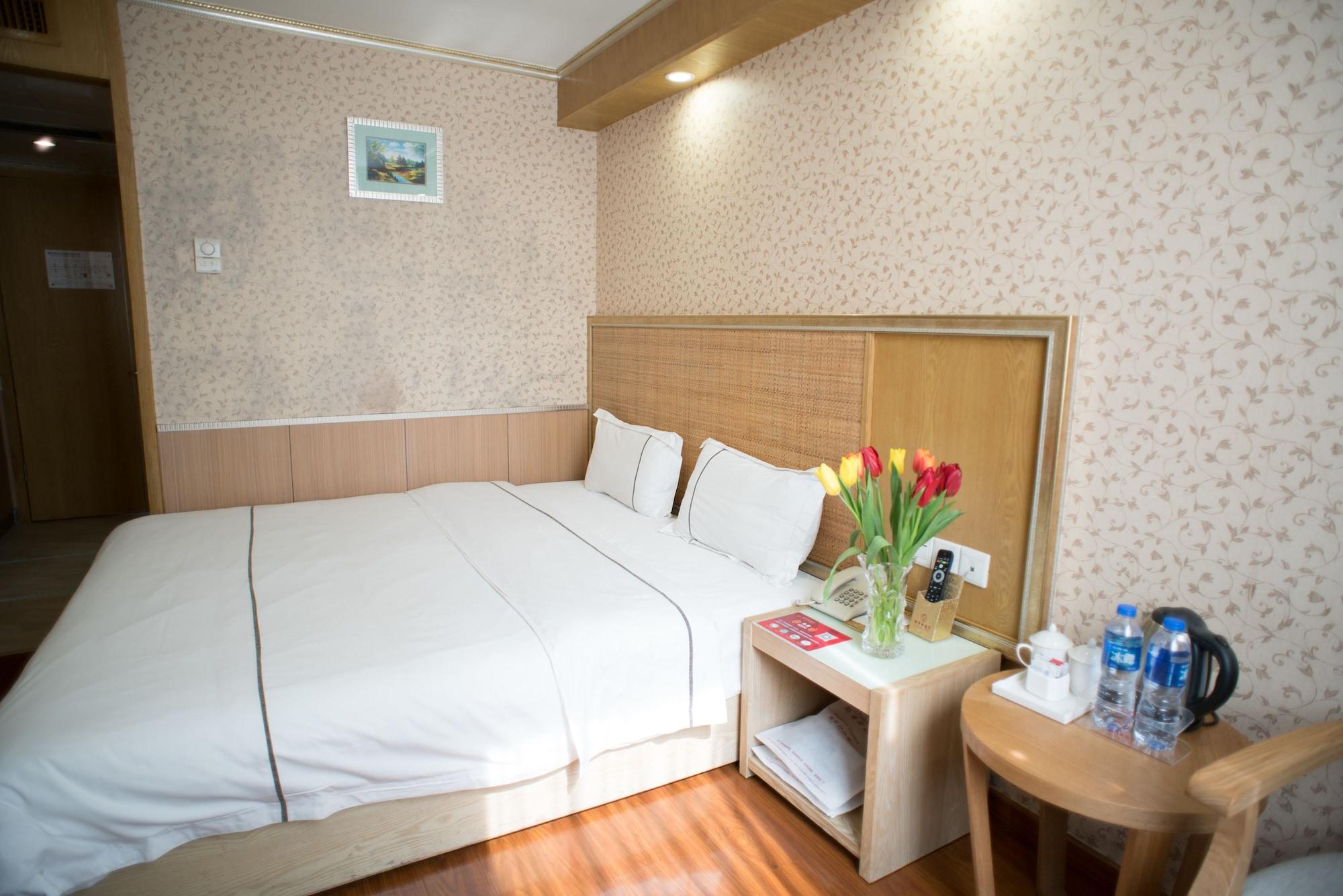 Отель Xin Yue Xin 3*